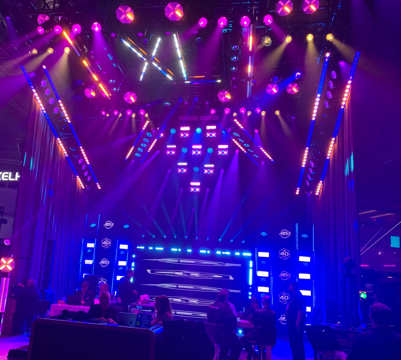 LDI Las Vegas – Auftakt am ADJ-Stand